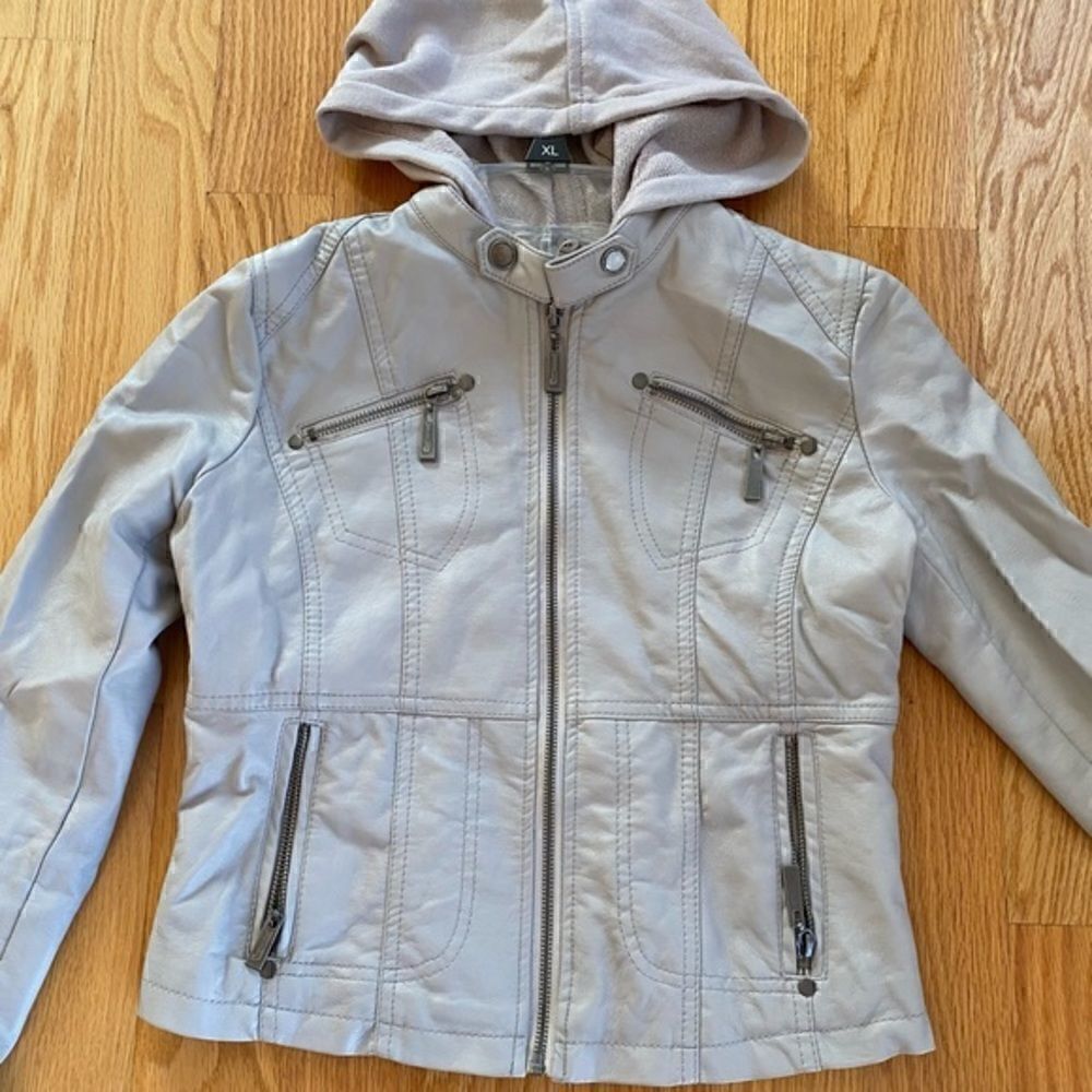 JOUJOU Jacket   - Picture 10 of 13